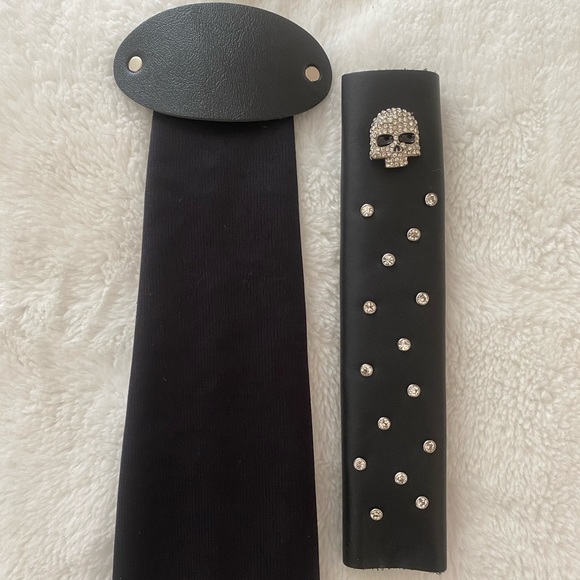 Accessories - Ponytail Wrap with Skull & Crystals